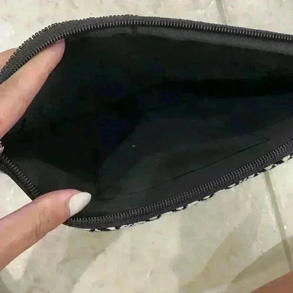 Beaded Clutch - Picture 3 of 3